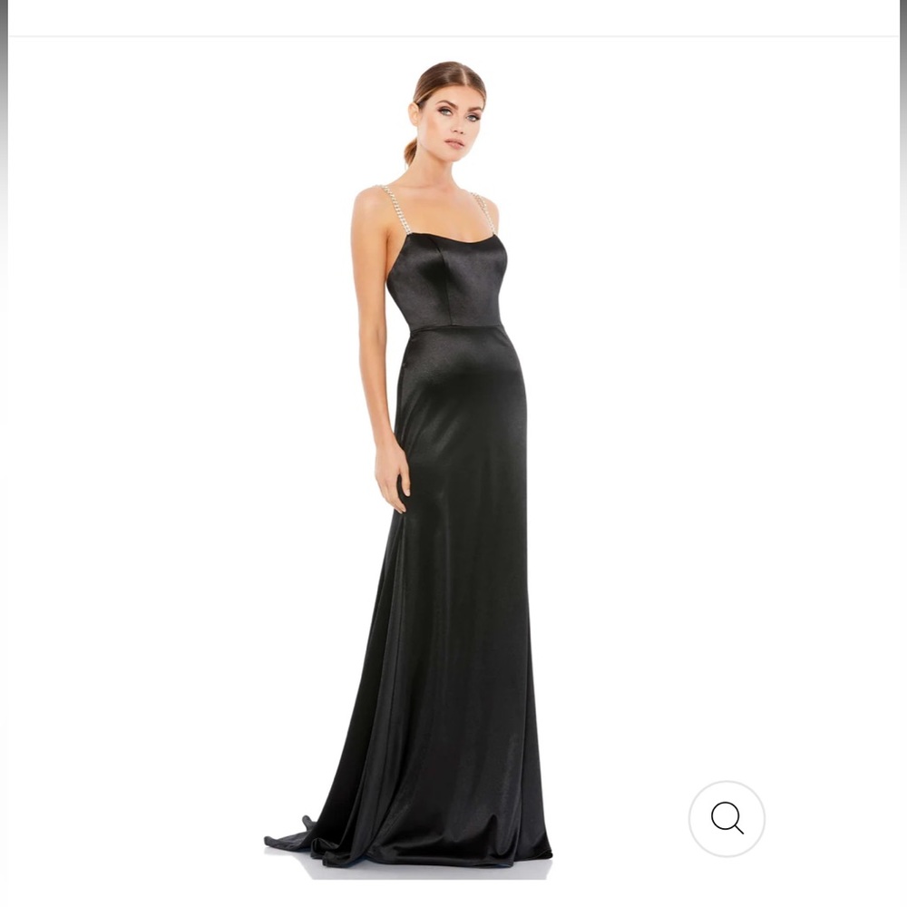 MAC DUGGAL CHARMEUSE RHINESTONE STARP TRUMPET GOWN size 10
